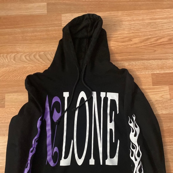 COPY - Vlone X Palm Angels Hoodie - Picture 2 of 2